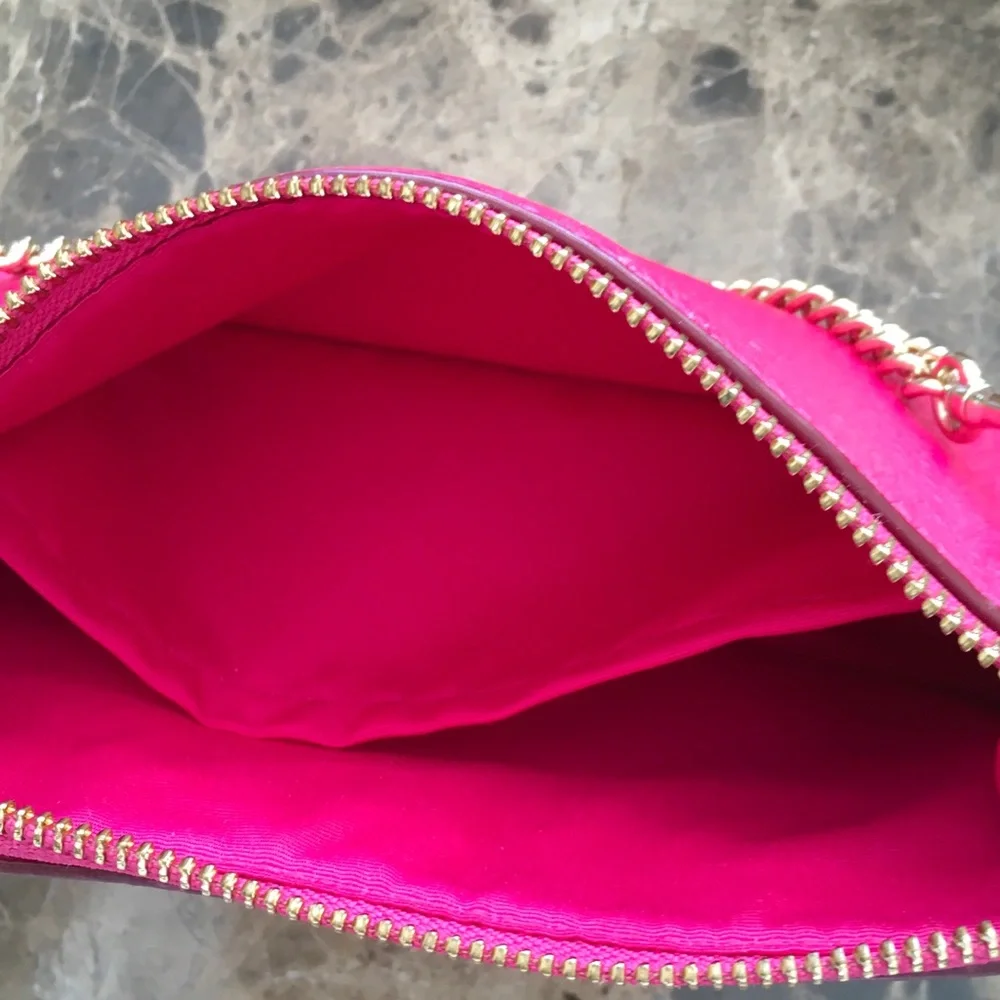 Coach HotPink Leather Shoulder/Wristlet Clutch with Gold Chain - Picture 9 of 9